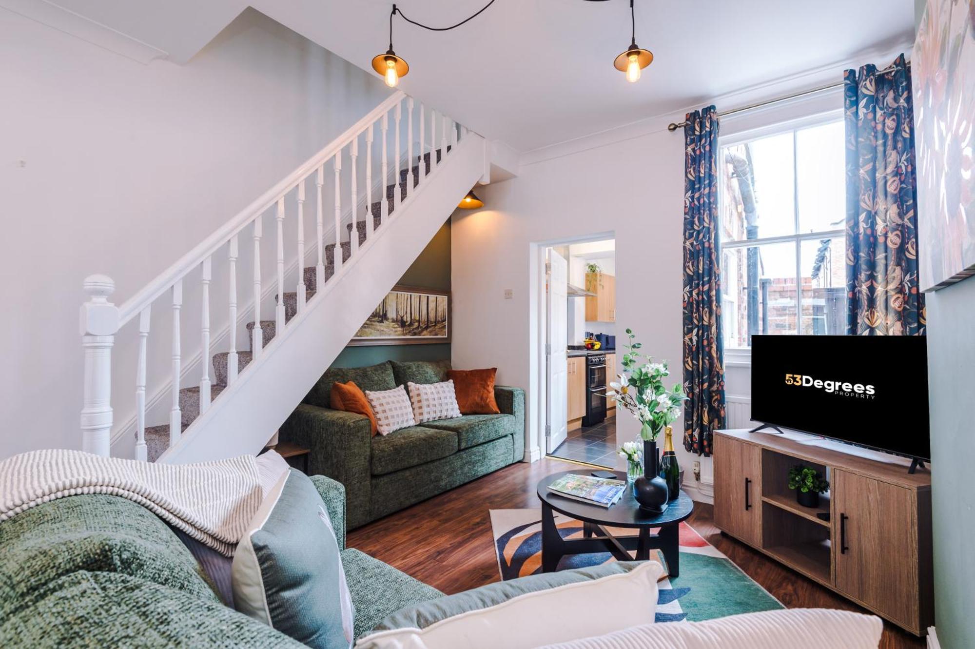 New! Stunning 2-Bed City-Centre Home In Chester By 53 Degrees Property - Ideal For Couples & Groups - Sleeps 6! 외부 사진